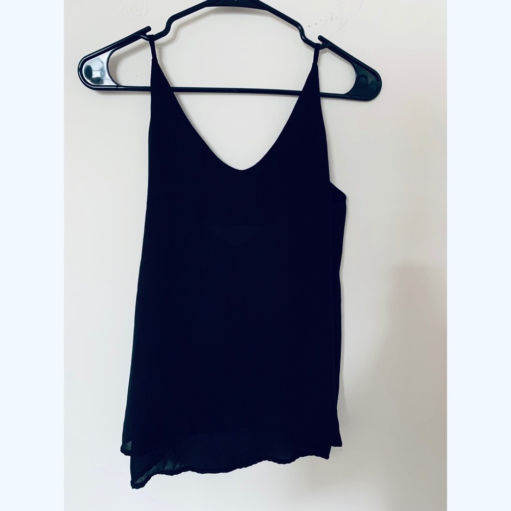 🖤Lily white black spaghetti strap top - Picture 2 of 5